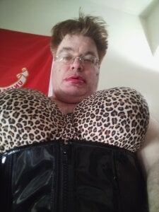 LingerieVape Public Pic 3