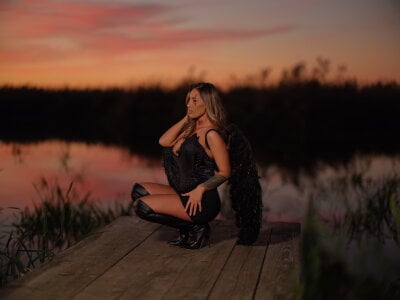 Evelyn_Evyyy Halloween 🎃 Pic 3