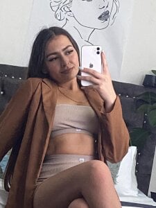 caralella Public Pic 3