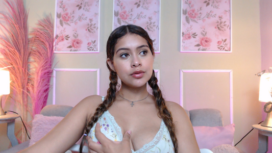 CurlyDani a funny face in a hottie body 🔥💋  4. fénykép