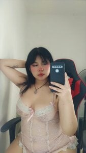 _Bella_7 hot days Hình