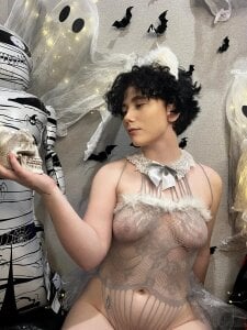 RinaShy halloween Pic 2