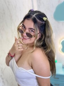 KatyBlondee Sensual and flirtatious 🫦🌸 Pic 8