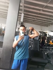 RichardWithe_ Gym time slika