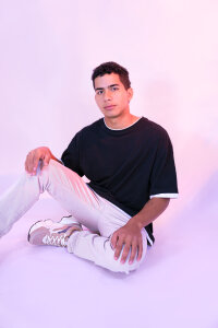 💣 Relax… I’m in control. od Noah_Greenhartt  3 snímek