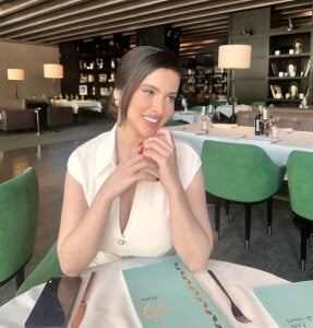 Sherine_North kullanıcısının Hey you 🙋🏻‍♀️😝 albümü -  7 fotoğraf