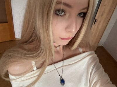 SheenaArntson Public Pic