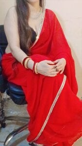 Exotic_tanvi kullanıcısının Red bomb🍓🍓 albümü -  3 fotoğraf