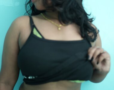 sherintamilponnu Public Pic 2