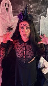 EmiGomez_ 💀 “Night of hot spells” Pic 4