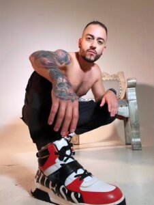 Jacke_Taylor1のPublicの枚の写真