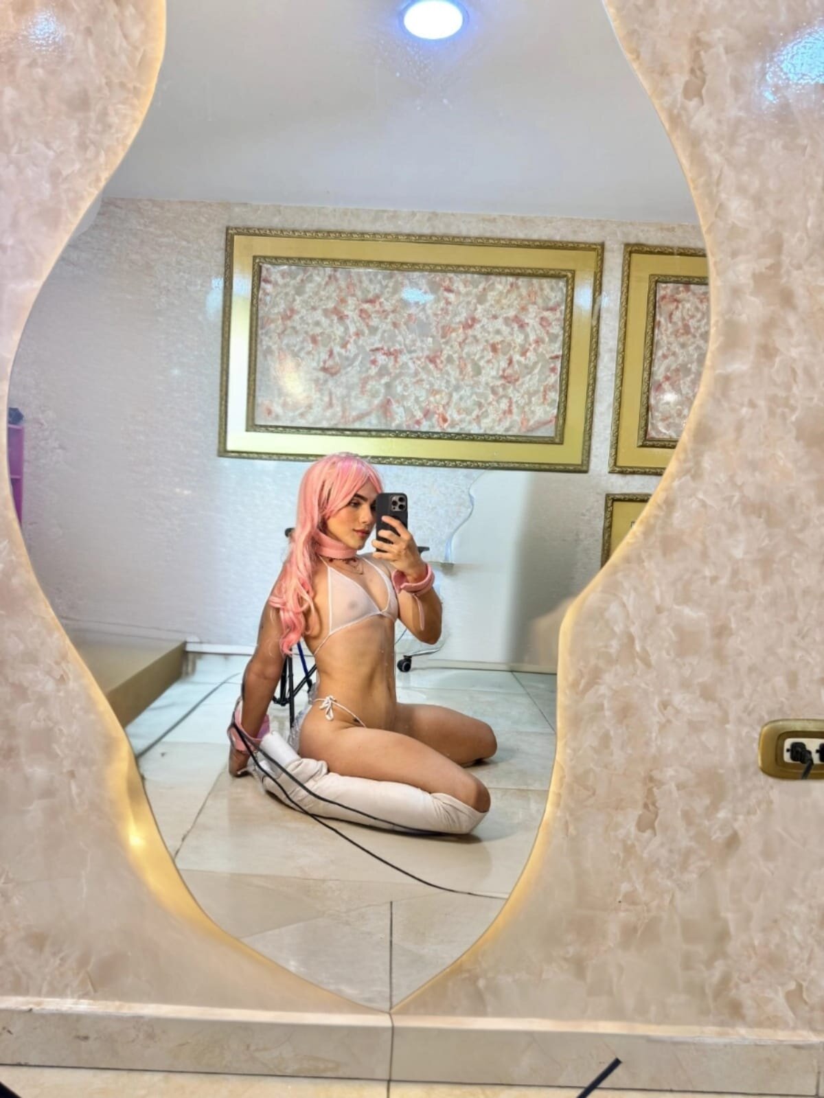 Veronica_hottie immagine di tendenza 1444