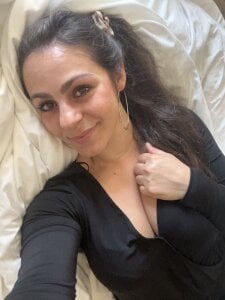 Loella-Rose Public Pic 3