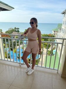 ambarvioletcm 💜 Poză