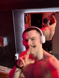 Alex_Hens Public Pic