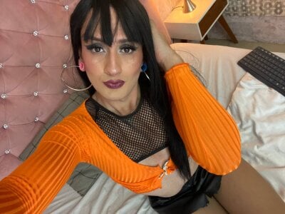 Miley_Cavendish my in orange 사진 3