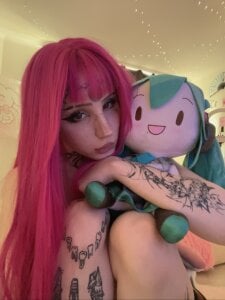 Nana_stolass I love Hatsune Mika Pic