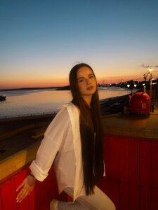 May_Bloom I really miss summer. Hình