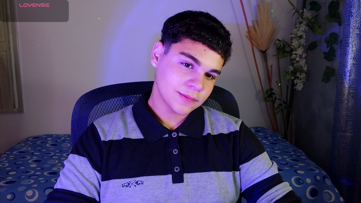 صور eithan_jonnes الرائجة  5192