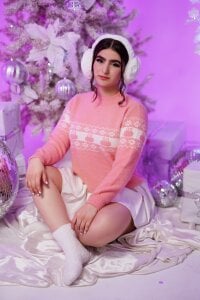 sofia_44 Pink Christmas 💕🌟 Pic 2