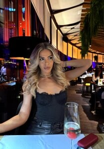 ChloeVelvetx Princess treatment🌸 Pic 9