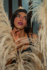 With little light de thamara-thompson  3 Imagens