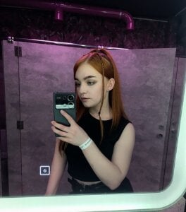 Gloria_Gordon Public Pic 2