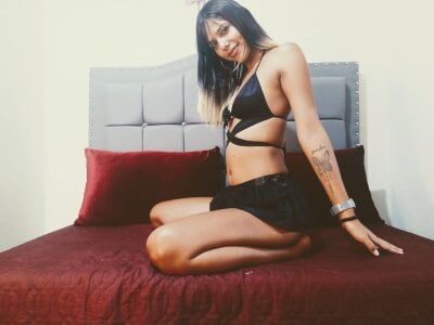 isabela_ferrer_Public照片