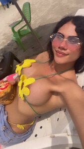 Iris_Gill 🍃 Pic 3