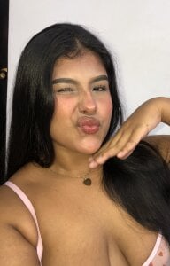 AnaBrowmn Sexy girl 💗 Pic 2