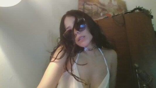 Kkbaehello Public รูป 