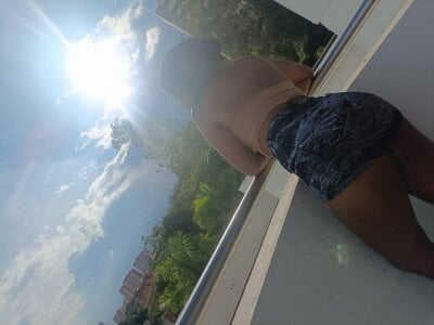 MoniqueMulberry I'm not looking for anything... but with you I crave everything Pic 6