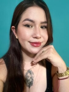 Annyhathatway Public  2. fénykép