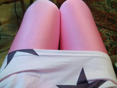 Bunny-without-panties Мои ножки и мой дротик Pic 9