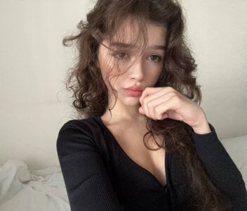 ZaraFrancis HomeGirl Pic 9