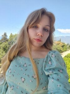 LisaThompas Public Pic 5