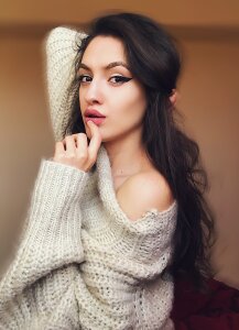 VivienneClement Public Pic 4