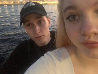 cute_couple69 Public Pic