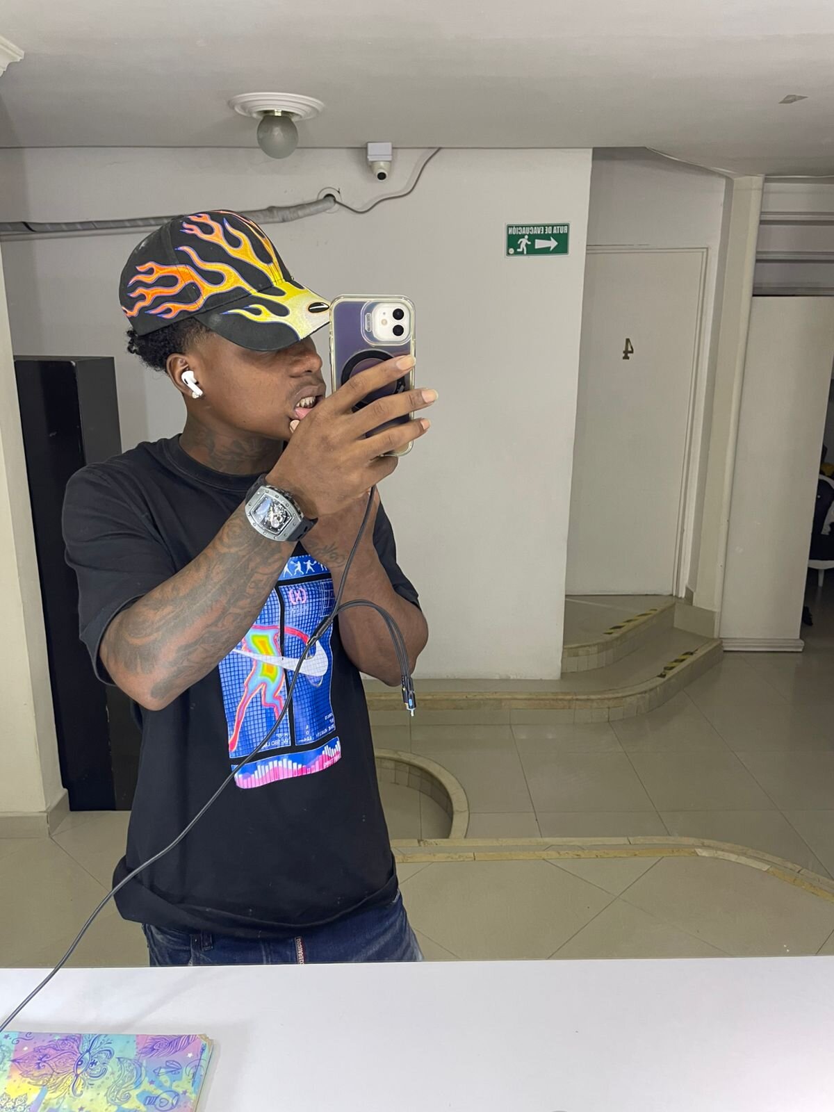 Ảnh Thịnh Hành của toower_ 3260