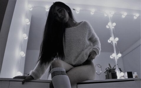 owen_cherry_ Public Pic 2