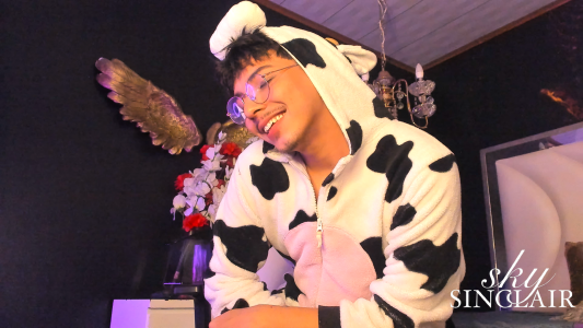 Sky_Sinclair SWEET AND MILKY COW ROLEPLAY🐄🥛 Billede