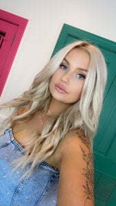 vibewithskye Public Pic 5