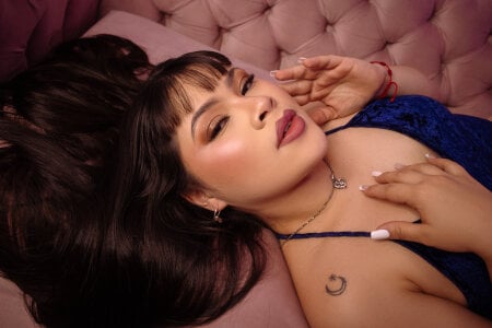 CloeParker_ Public Pic 3