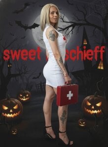 connie-big_hot-pussy Happy little witch  5. fénykép