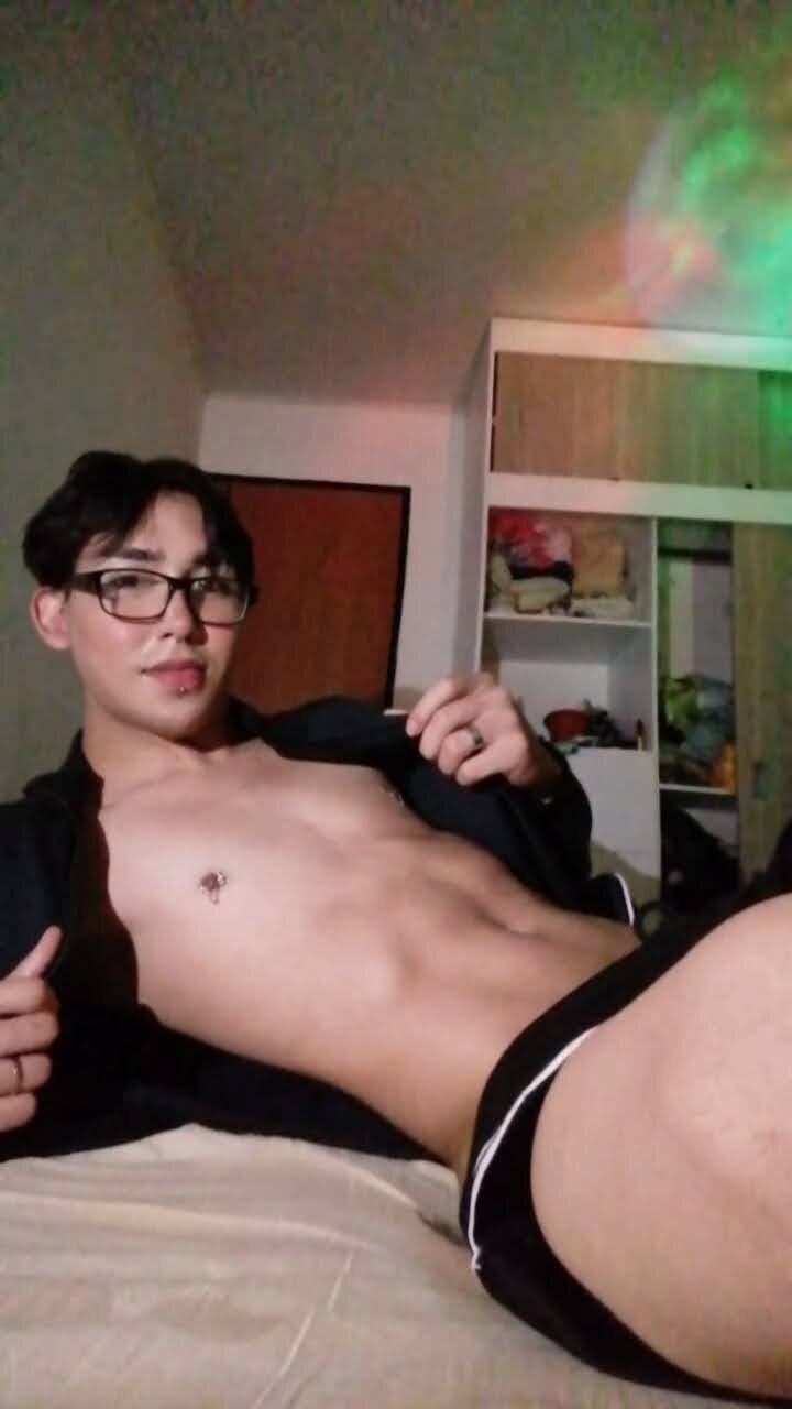 prudence_nigth-এর ট্রেন্ডিং  3365টি ছবি