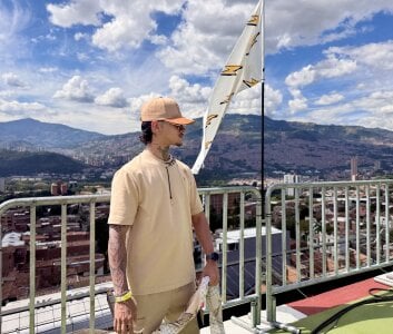 JAYCOB00: ⚡️ ( 2 фото)