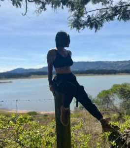 Ginaaa_ Public Kuva 2