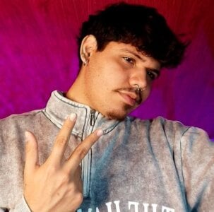 😎😎 de cum_park1  2 Imagens