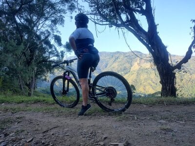 LAPOTRA_04 De Ciclista Immagine  3