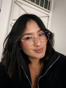 SussySunny_: Public ( 8 фото)